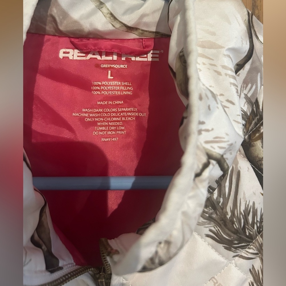Realtree White and Brown Camouflage Jacket - Picture 4 of 7